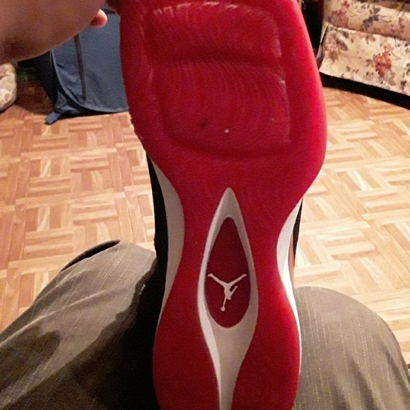 Brand new jordans flight plate size 14 - Picture 6 of 7